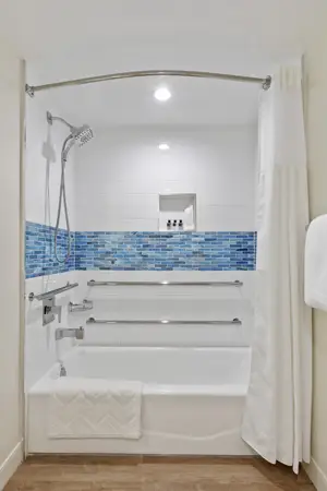 Image for room KPVA - Opal Grand_Standard Accessible Tub With Grab Bars Bathroom 2 - Room 353 QSVA